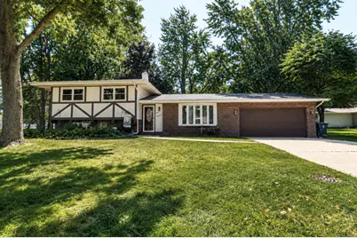 111 Morgan Street, Dwight, IL 60420 - Photo 1