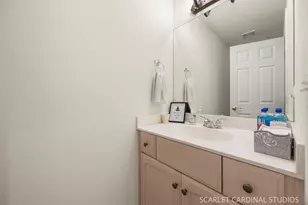 205 Boxcar Ave, Naperville, IL 60540 - Photo 9