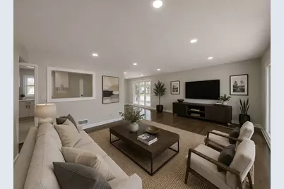 4256 Golf Road, Skokie, IL 60076 - Photo 3