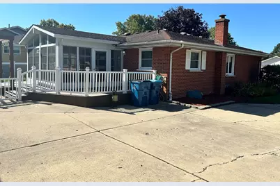 533 Woodview Avenue, Elk Grove Village, IL 60007 - Photo 31