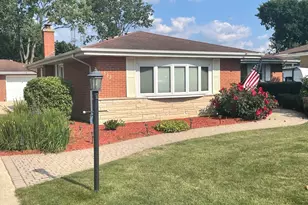 533 Woodview Ave, Elk Grove Village, IL 60007 - Photo 3