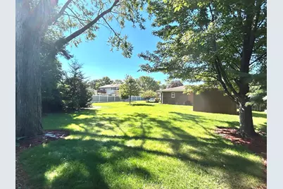 533 Woodview Avenue, Elk Grove Village, IL 60007 - Photo 37