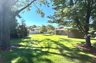 533 Woodview Ave, Elk Grove Village, IL 60007 - Photo 37