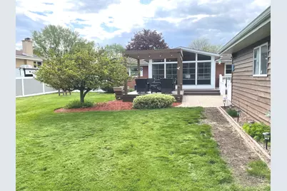 533 Woodview Avenue, Elk Grove Village, IL 60007 - Photo 29