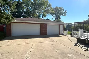 533 Woodview Ave, Elk Grove Village, IL 60007 - Photo 33