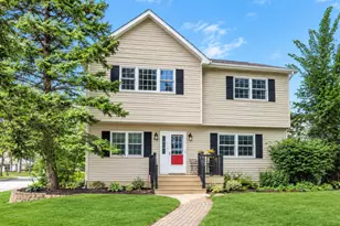 401 Division St, Saint Charles, IL 60174 - Photo 3
