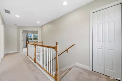 401 Division Street, Saint Charles, IL 60174 - Photo 17