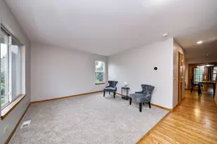 3S370 Curtis Ave, Warrenville, IL 60555 - Photo 3