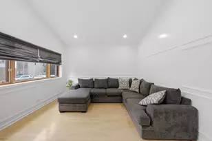 4550 S McDowell Ave, Chicago, IL 60609 - Photo 5