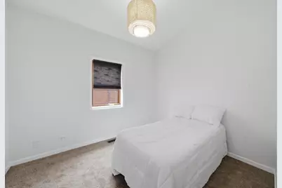 4550 S McDowell Avenue, Chicago, IL 60609 - Photo 19