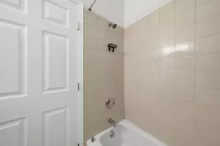 4550 S McDowell Ave, Chicago, IL 60609 - Photo 15