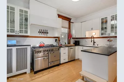 2335 W Walton Street, Chicago, IL 60622 - Photo 11