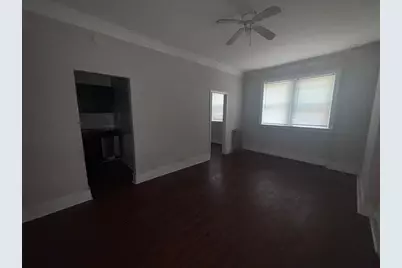 6748 N Ashland Avenue #L5, Chicago, IL 60626 - Photo 3