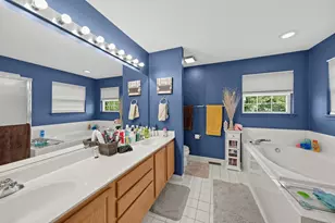 18499 W Springwood Dr, Grayslake, IL 60030 - Photo 19