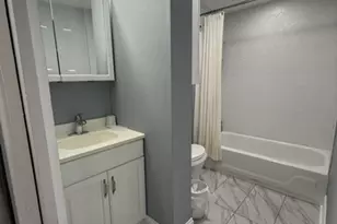 1812 W Erie St, Chicago, IL 60622 - Photo 21