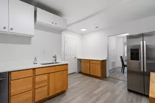 1812 W Erie St, Chicago, IL 60622 - Photo 7