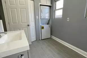 1812 W Erie St, Chicago, IL 60622 - Photo 27