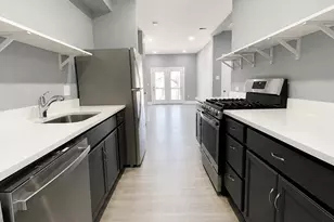 1812 W Erie St, Chicago, IL 60622 - Photo 25