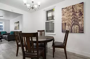 1812 W Erie St, Chicago, IL 60622 - Photo 5