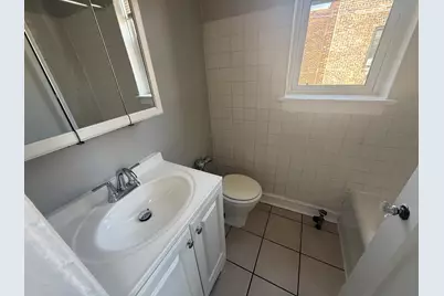 6912 N Ashland Boulevard #410, Chicago, IL 60626 - Photo 7