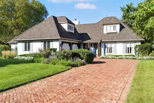 6024 Sedgley Ct, Burr Ridge, IL 60527 - Photo 1