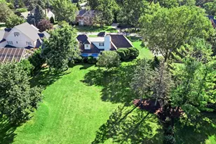 6024 Sedgley Ct, Burr Ridge, IL 60527 - Photo 33