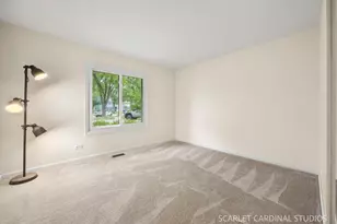 30W261 Leominster Ct, Warrenville, IL 60555 - Photo 11