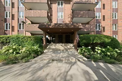 120 S Spruce Avenue #307, Wood Dale, IL 60191 - Photo 3