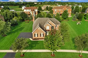 8 Prairie Landings Ct, Hawthorn Woods, IL 60047 - Photo 3