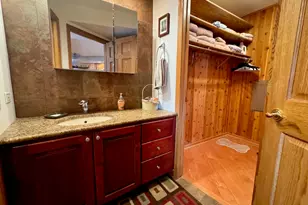 300 N State St, Chicago, IL 60654 - Photo 9