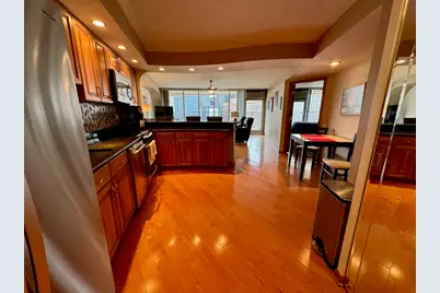 300 N State Street #2609, Chicago, IL 60654 - Photo 3