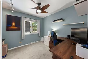 724 E Baldwin Rd, Palatine, IL 60074 - Photo 11