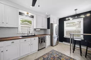 1106 Sumner St, Wheaton, IL 60189 - Photo 9