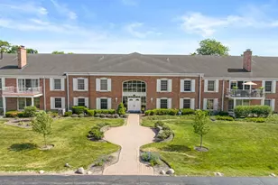 124 Carriage Way Dr, Burr Ridge, IL 60527 - Photo 23
