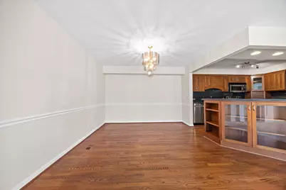 124 Carriage Way Drive #B109, Burr Ridge, IL 60527 - Photo 11