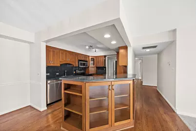 124 Carriage Way Drive #B109, Burr Ridge, IL 60527 - Photo 7