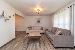 6808 Laurel Cherry Dr, Rockford, IL 61108 - Photo 3