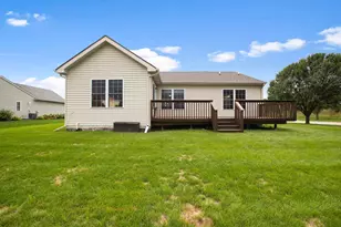 900 Jefferson Ave, McHenry, IL 60050 - Photo 21