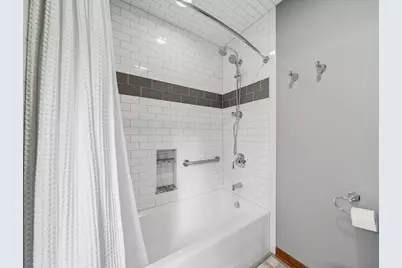 808 Lyndhurst Court, Naperville, IL 60563 - Photo 25