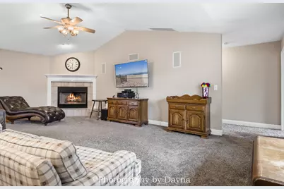 1725 Hunters Run Drive, Bourbonnais, IL 60914 - Photo 5