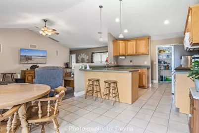 1725 Hunters Run Drive, Bourbonnais, IL 60914 - Photo 7