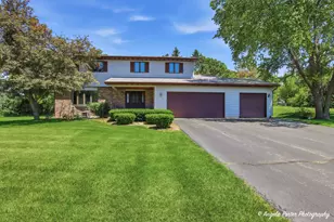 2720 N Patricia Ln, McHenry, IL 60051 - Photo 1