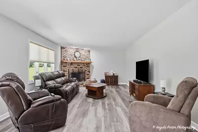 2720 N Patricia Lane, McHenry, IL 60051 - Photo 11