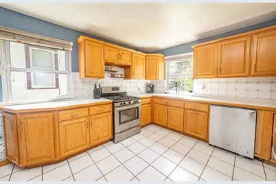 811 Buell Avenue, Joliet, IL 60435 - Photo 5