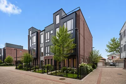 4250 W Belmont Avenue #6, Chicago, IL 60641 - Photo 1