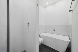 4250 W Belmont Ave, Chicago, IL 60641 - Photo 15