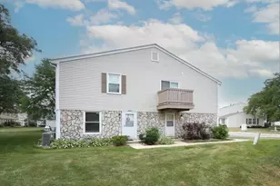 1063 Hampton Harbor, Schaumburg, IL 60193 - Photo 1