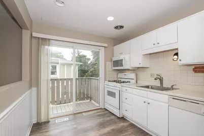 1063 Hampton Harbor #1063, Schaumburg, IL 60193 - Photo 13