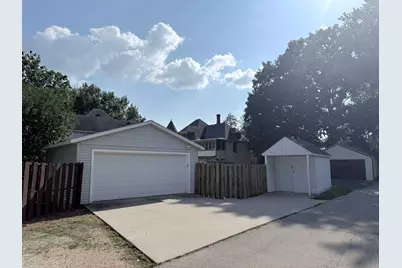 1228 W Lincoln Boulevard, Freeport, IL 61032 - Photo 27