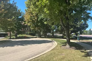 5643 Cambridge Way, Hanover Park, IL 60133 - Photo 33
